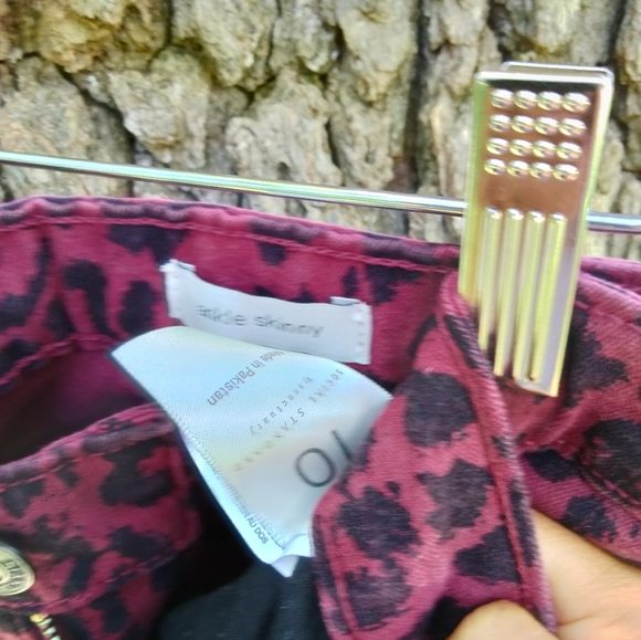 Social Standard by Sanctuary Skinny Jean in size 10 - Picture 4 of 5